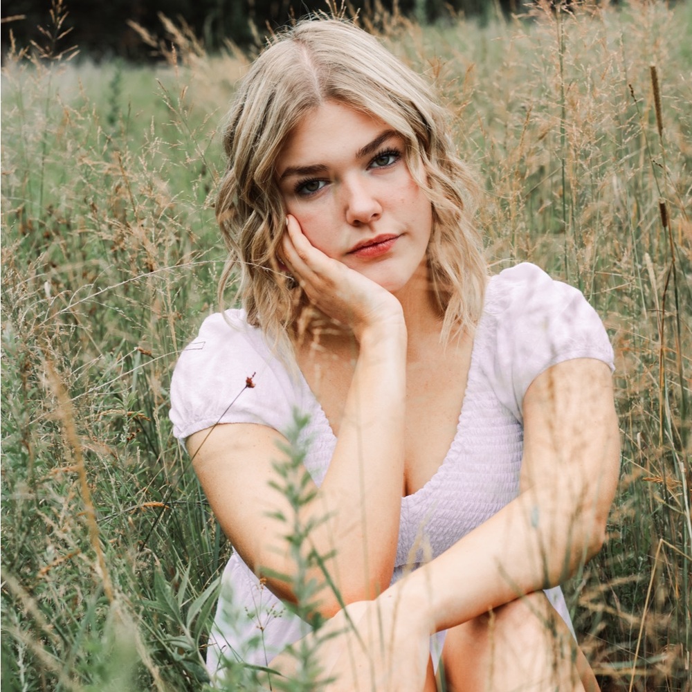 Meet your Posher, Ciara